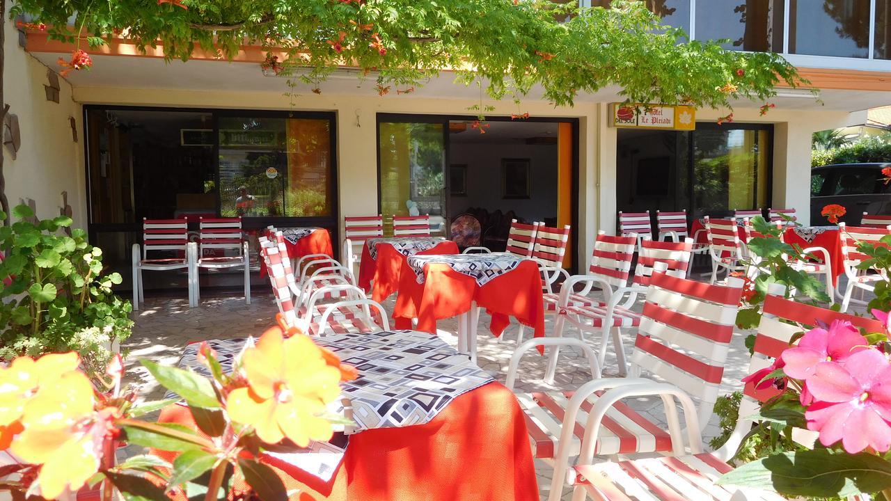 Hotel Le Pleiadi Беллария-Иджеа-Марина Экстерьер фото